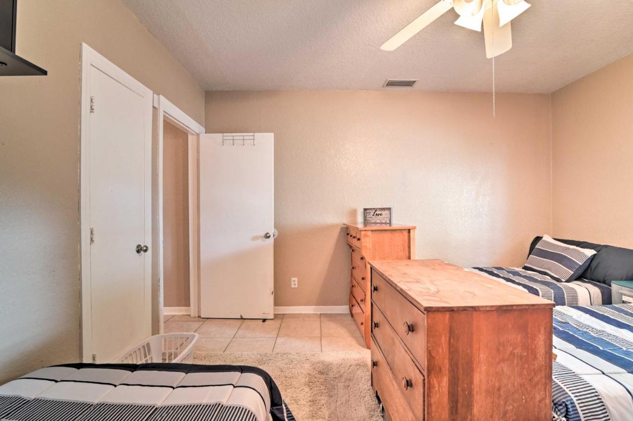Pet-Friendly Auburndale House With Lake Views! Exteriör bild