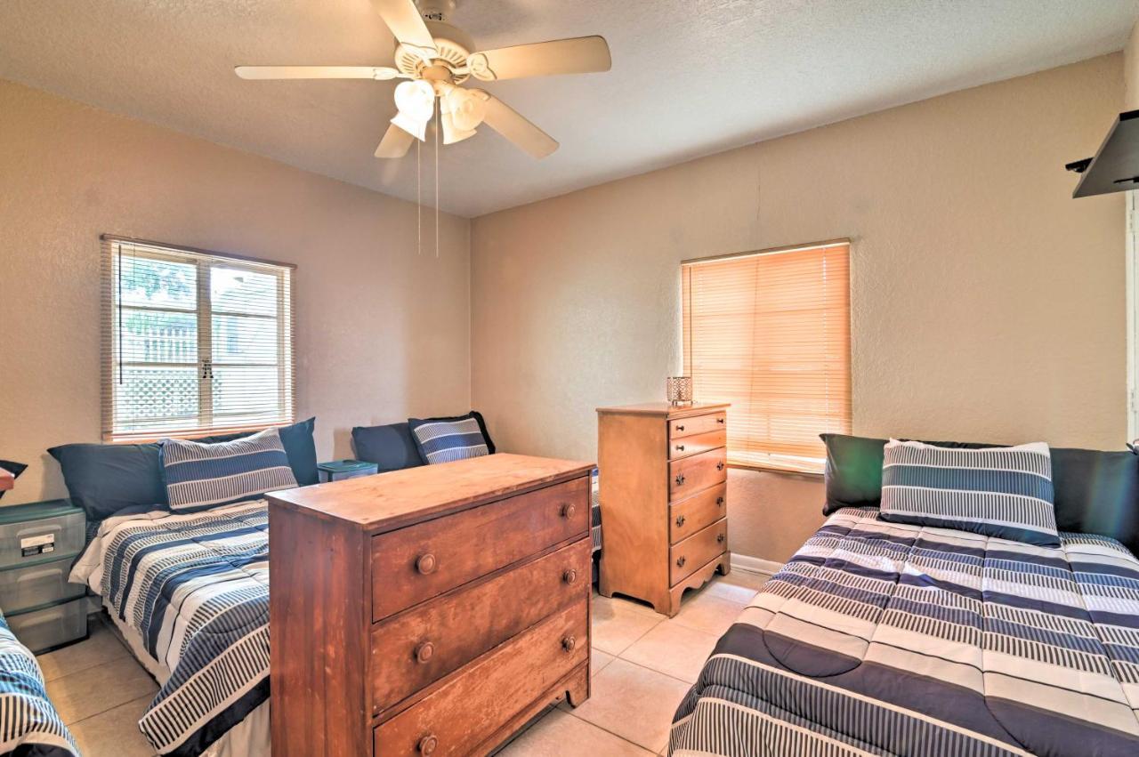 Pet-Friendly Auburndale House With Lake Views! Exteriör bild
