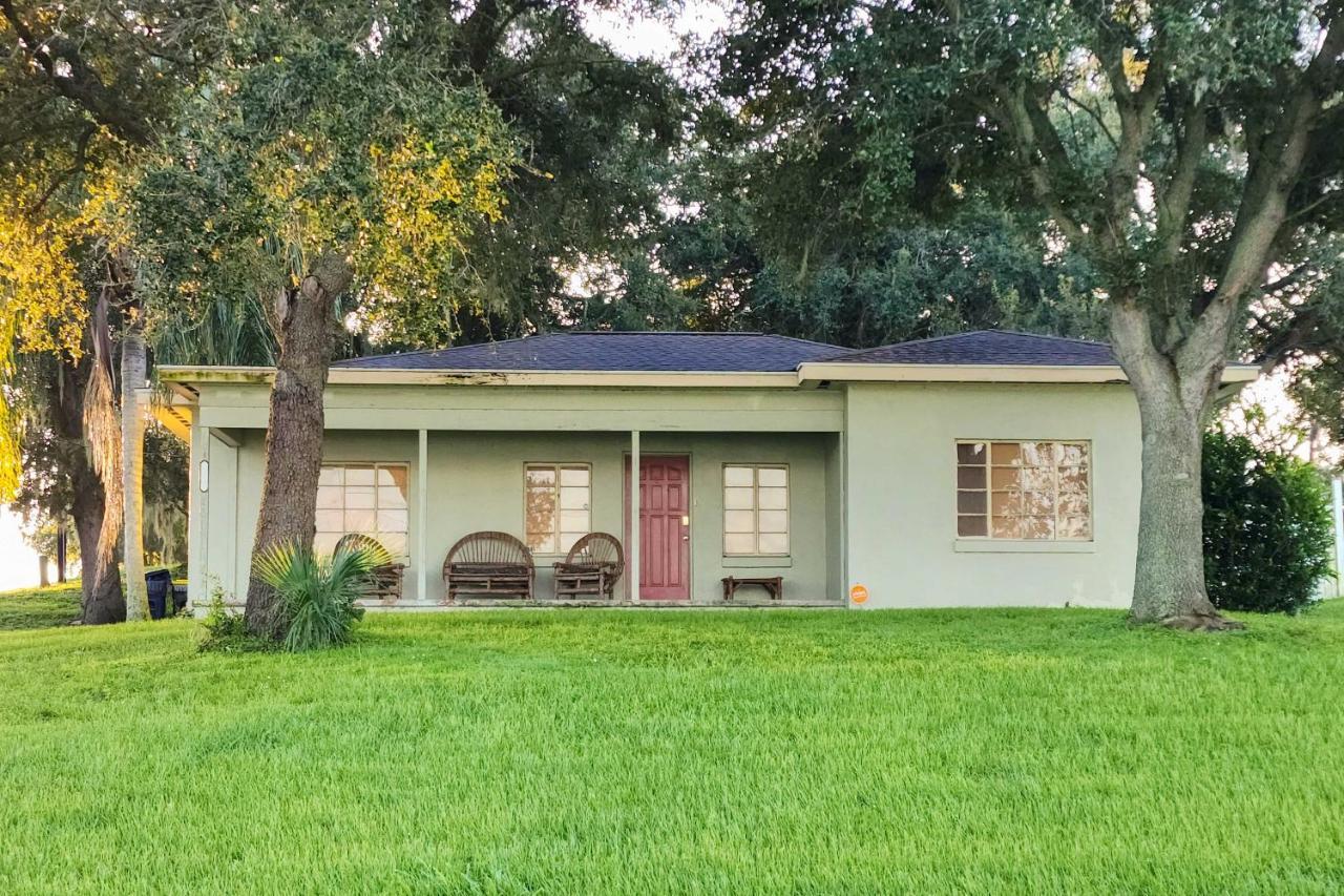 Pet-Friendly Auburndale House With Lake Views! Exteriör bild